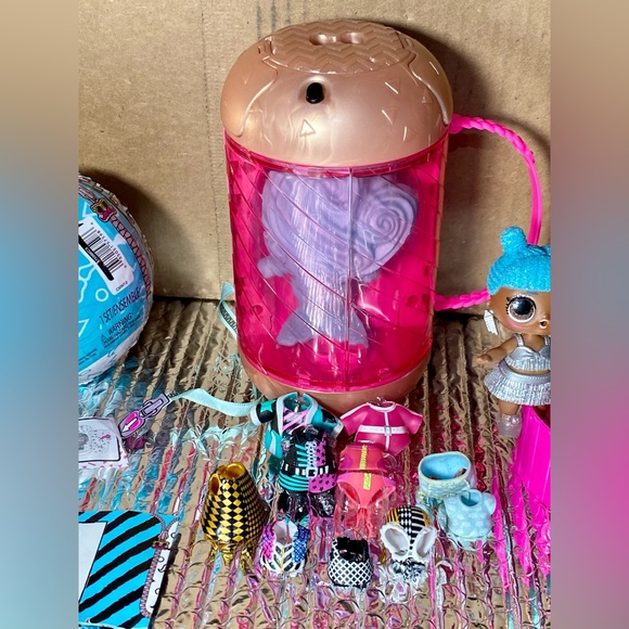 LOL Surprise Dolls & Accessories Bundle - Picture 8 of 15